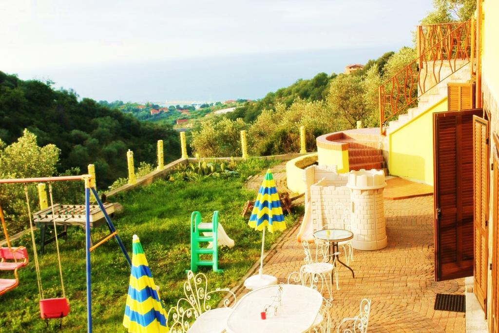 Villa Imperia Exterior foto